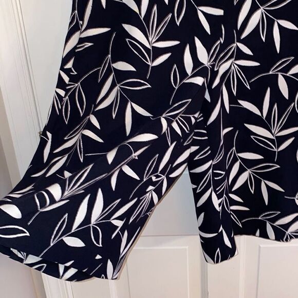 Ann Taylor culottes with tropical print size 10P - Picture 3 of 11